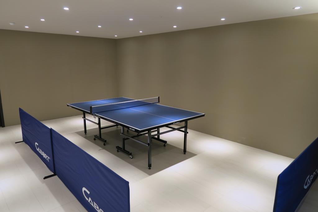 Look Royal Resort Цзяи Экстерьер фото A table tennis table