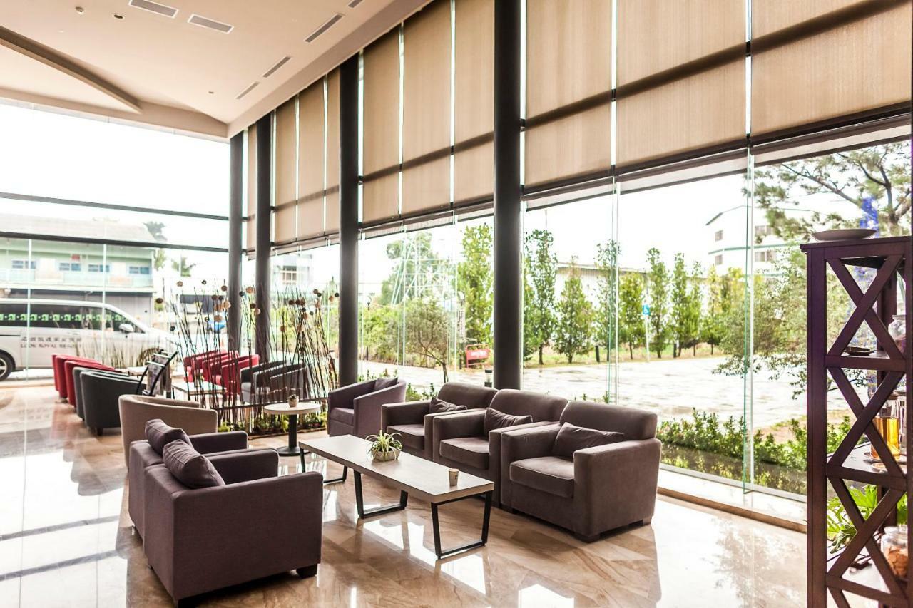 Look Royal Resort Цзяи Экстерьер фото Lobby